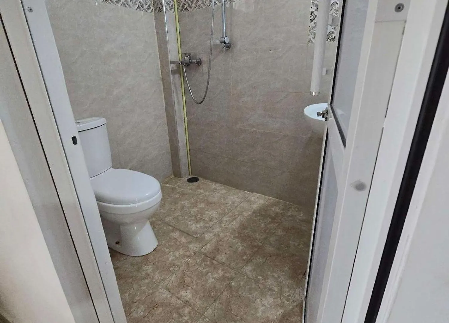 Kandy Panoramic Mpm Deluxe Balcony Suit-Aircon-4B3 Konukevi